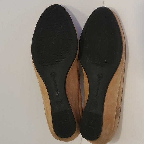 L’Amour Des Pieds Berency Suede Tan Strappy Wedge Size 7.5M - Picture 8 of 9